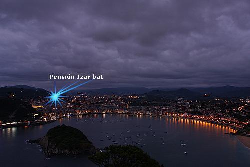 Pension Izar Bat Сан Себастиан Екстериор снимка